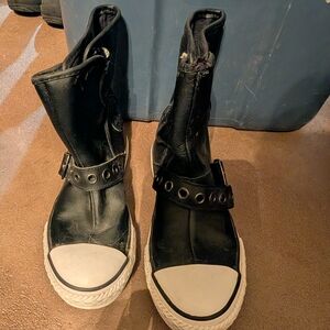 Stylish Black High-Top Women's Shoes